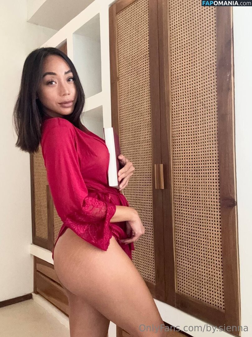 by.sienna / bysienna / byysienna Meztelen OnlyFans  Kikerült fotó #9