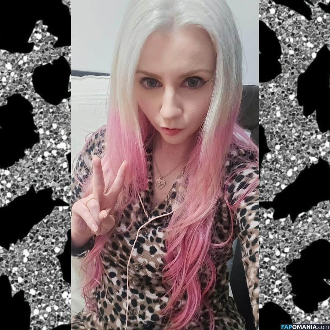 C4momil4 / Instagram Meztelen OnlyFans  Kikerült fotó #2