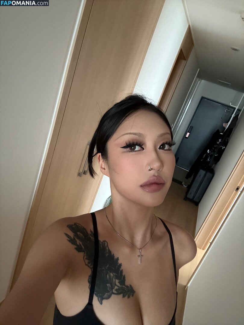 camocashy / camokr / https: Meztelen OnlyFans  Kikerült fotó #8