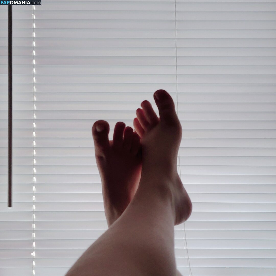 candace.feet Meztelen OnlyFans  Kikerült fotó #2