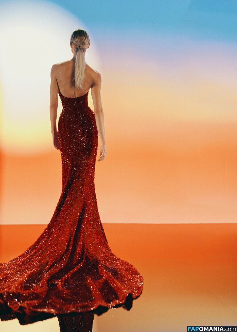 Candice Swanepoel Meztelen Kikerült fotó #11