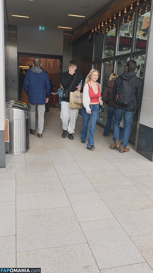 CANDID Boobs / bouncy / braless / cleavage / downblouse / jiggly Meztelen OnlyFans  Kikerült fotó #27