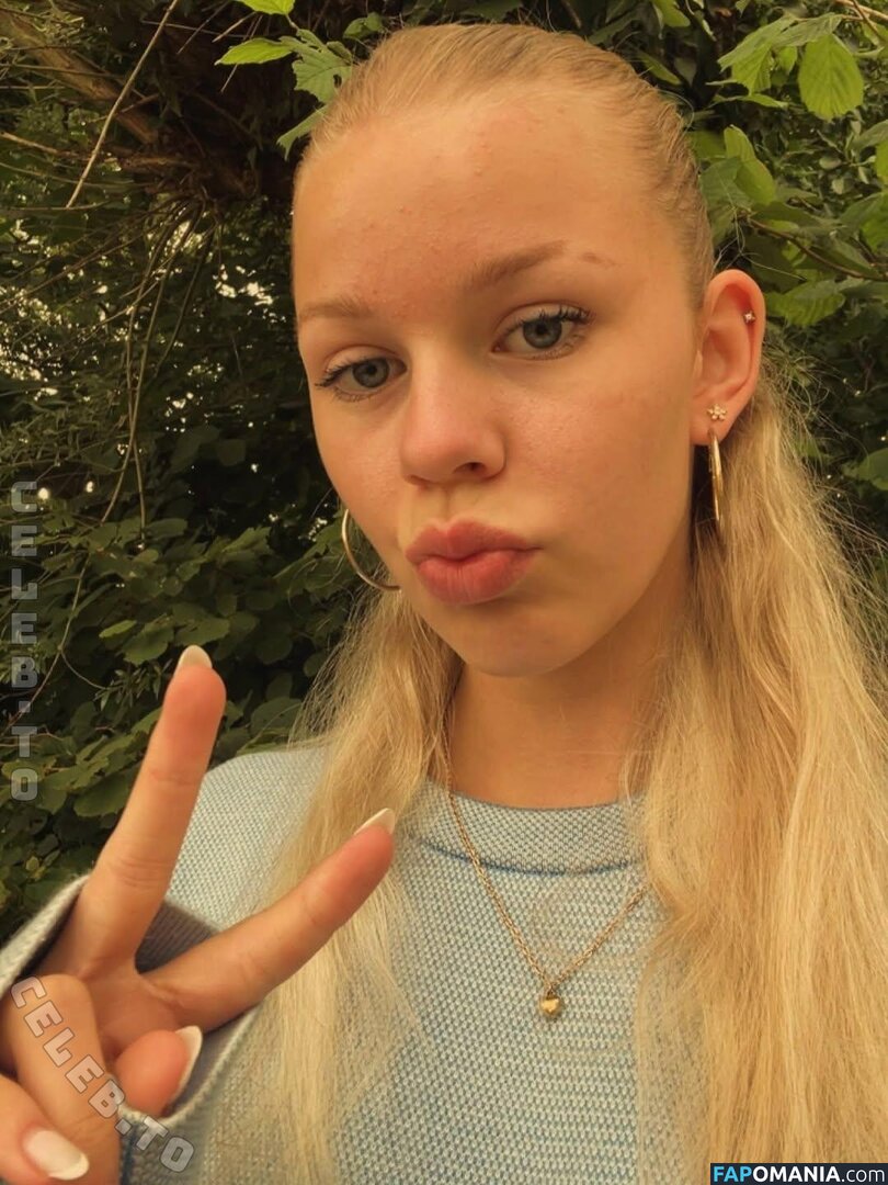 Cara_lb / Cara_lb1 / Cara_liebe Meztelen OnlyFans  Kikerült fotó #5