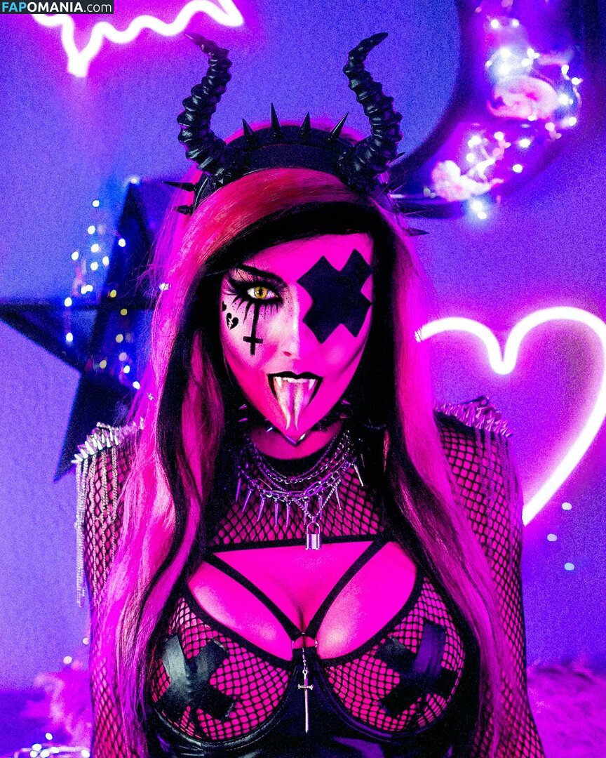 Carina Pusch / Pusch Art / carinapusch Meztelen OnlyFans  Kikerült fotó #4