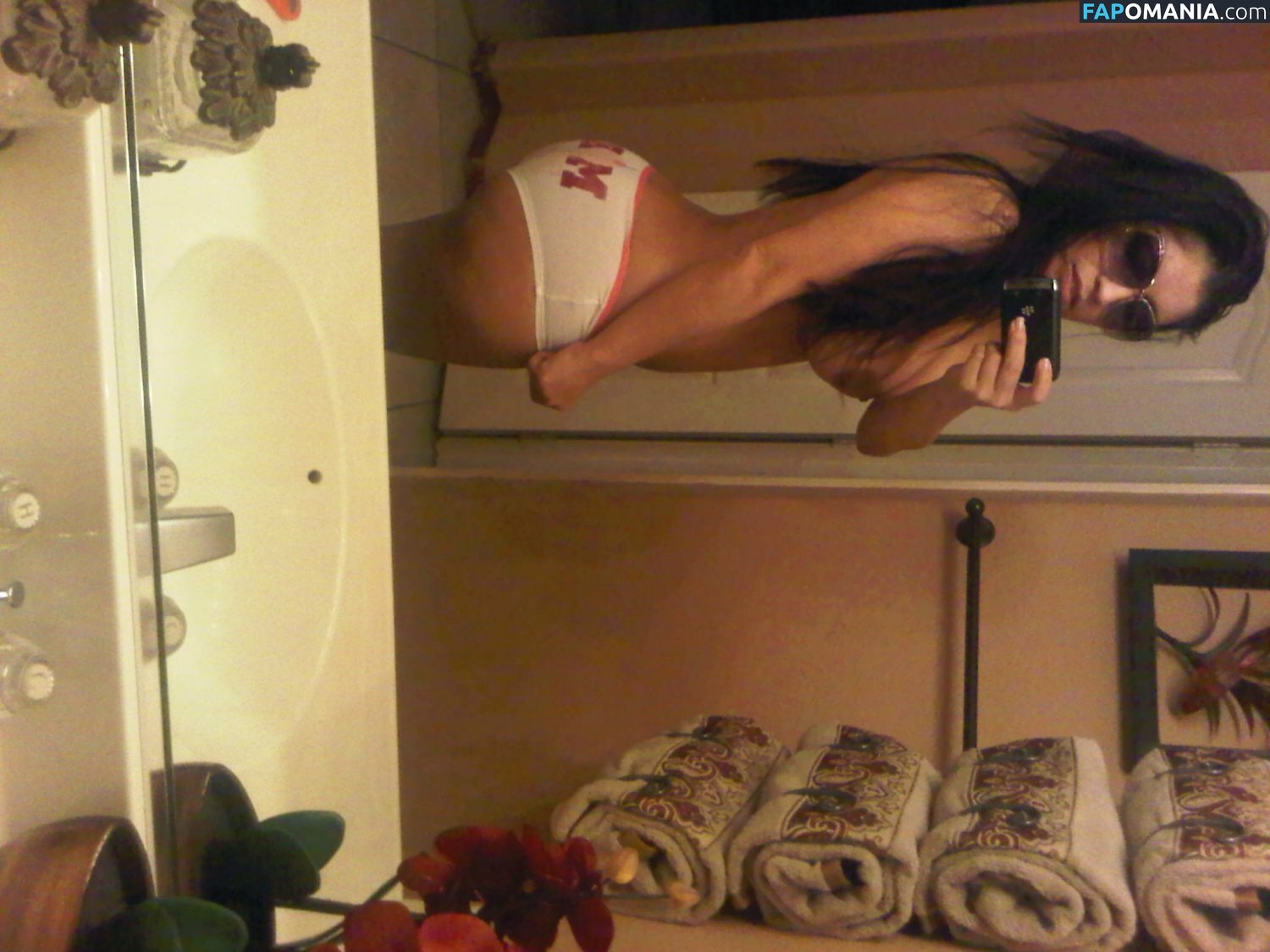 Carol / c.a.r.o.l.b / carolhot69 / carolinnx Meztelen OnlyFans  Kikerült fotó #2