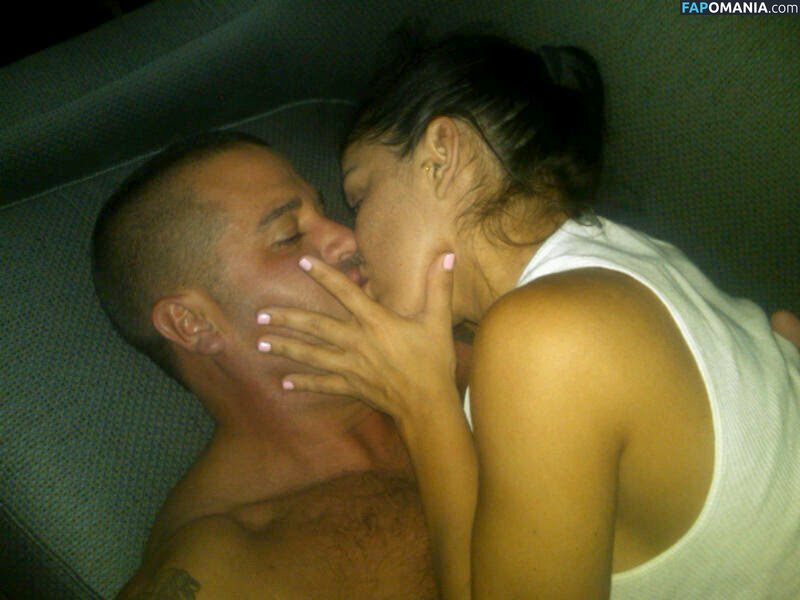 Carol / c.a.r.o.l.b / carolhot69 / carolinnx Meztelen OnlyFans  Kikerült fotó #22