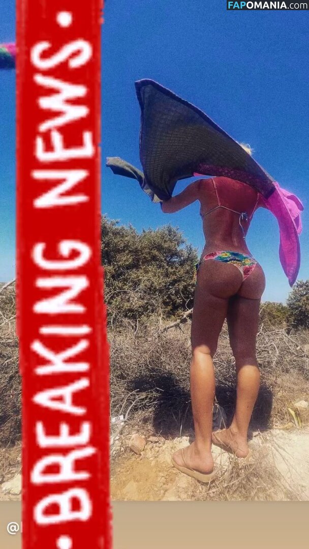 Carolina Dieckmann / loracarola Meztelen OnlyFans  Kikerült fotó #2