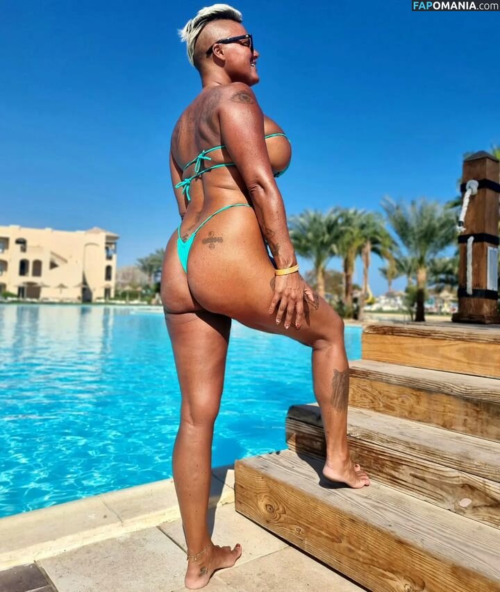 Caroline Öberg / carrooberg Meztelen OnlyFans  Kikerült fotó #3