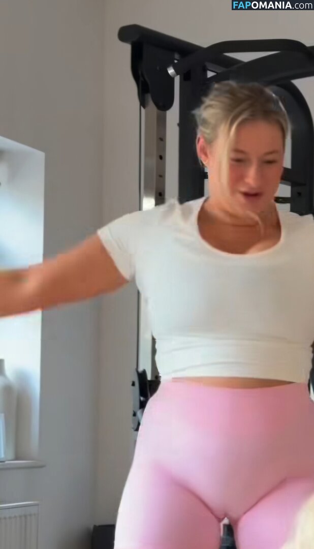 Carys Whittaker / busybeecarys / carys.whittaker Meztelen OnlyFans  Kikerült fotó #32