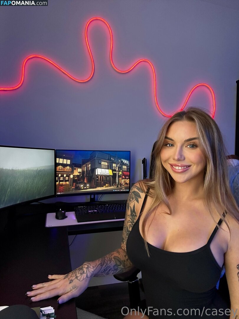 casey / caseyneistat Meztelen OnlyFans  Kikerült fotó #48
