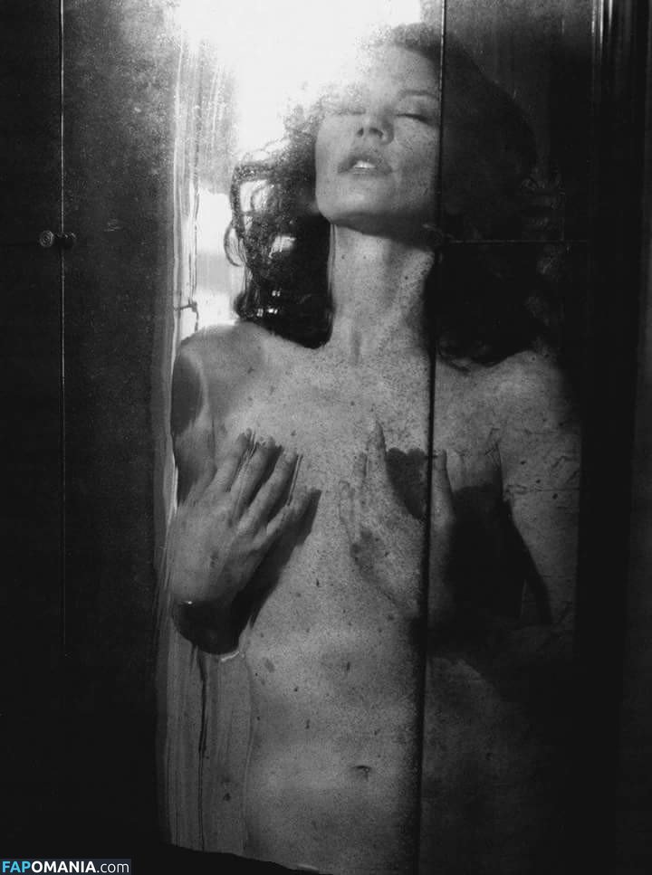 Catherine Zeta Jones / catherinezetajones Meztelen OnlyFans  Kikerült fotó #4