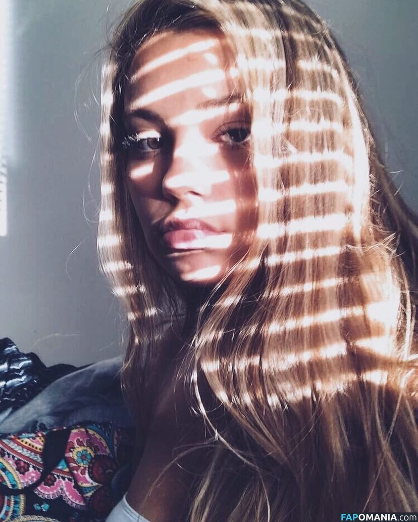 Catie Archambeau / catie.a Meztelen OnlyFans  Kikerült fotó #12