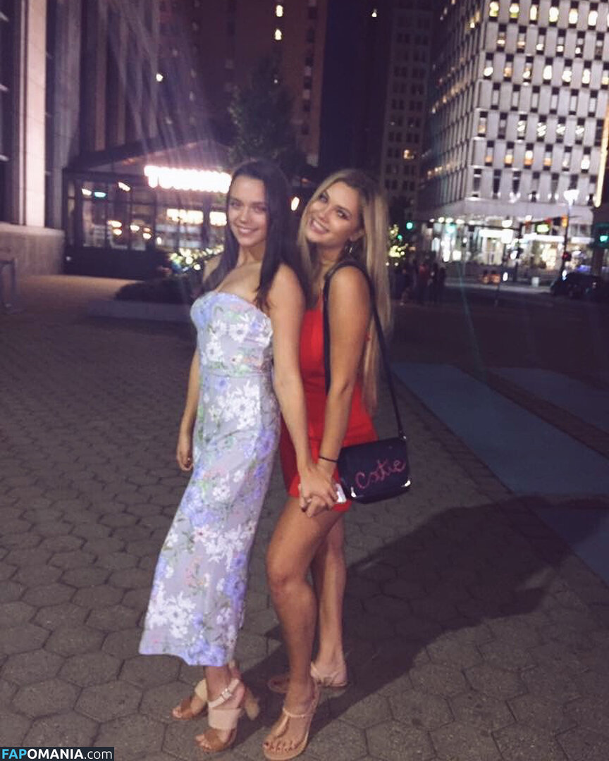 Catie Archambeau / catie.a Meztelen OnlyFans  Kikerült fotó #15