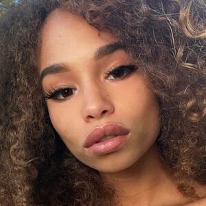 Cecilia Lion