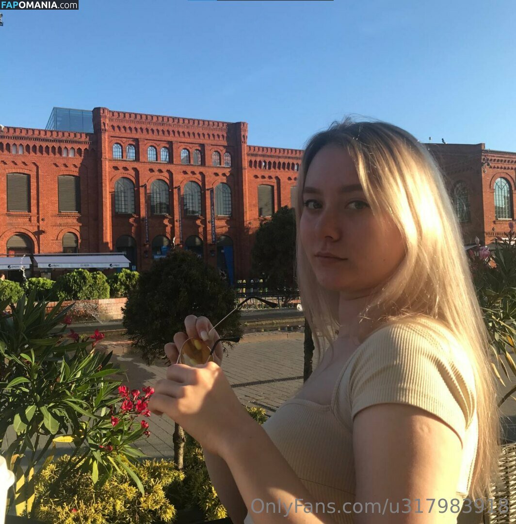 celebrity_hannah_montana Meztelen OnlyFans  Kikerült fotó #9