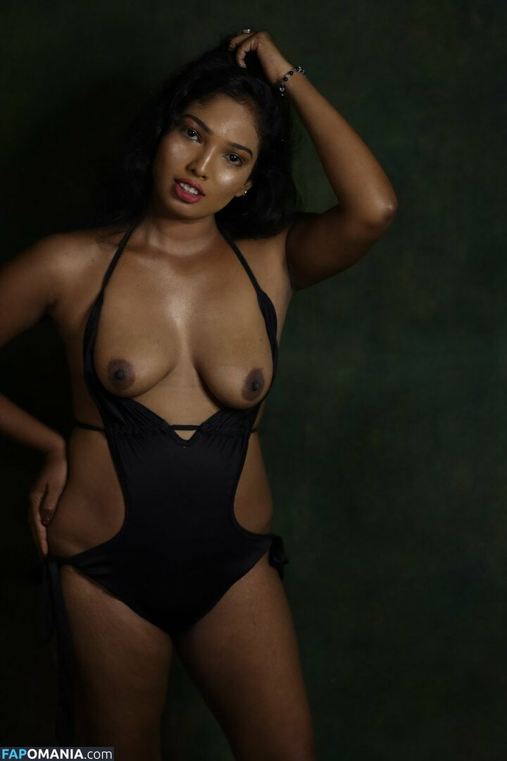 Chandrika Desai / Chandrika Passionica Meztelen OnlyFans  Kikerült fotó #1093