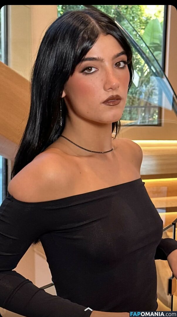 Charli D'Amelio / Charli Damelio / charlidamelio / charliesdamelio Meztelen OnlyFans  Kikerült fotó #20