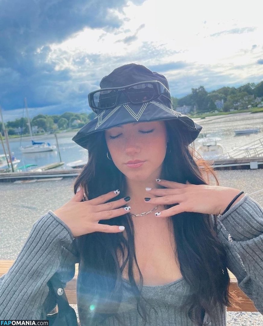 Charli D'Amelio / Charli Damelio / charlidamelio / charliesdamelio Meztelen OnlyFans  Kikerült fotó #59