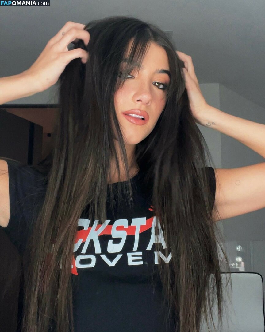 Charli D'Amelio / Charli Damelio / charlidamelio / charliesdamelio Meztelen OnlyFans  Kikerült fotó #417