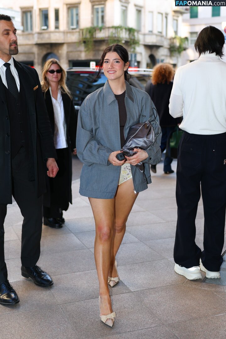 Charli D'Amelio / Charli Damelio / charlidamelio / charliesdamelio Meztelen OnlyFans  Kikerült fotó #1591