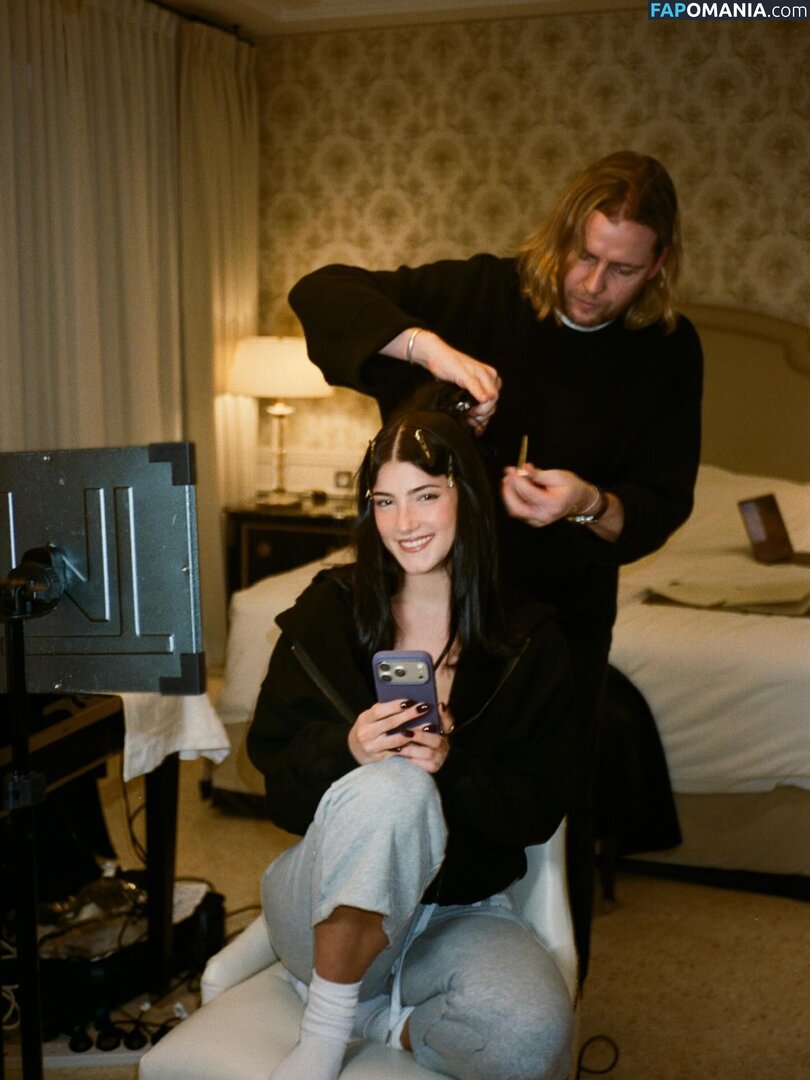 Charli D'Amelio / Charli Damelio / charlidamelio / charliesdamelio Meztelen OnlyFans  Kikerült fotó #1613