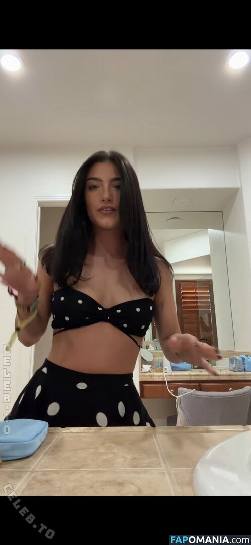 Charli D'Amelio / Charli Damelio / charlidamelio / charliesdamelio Meztelen OnlyFans  Kikerült fotó #1658