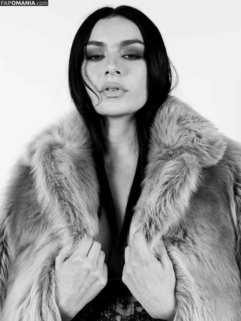 Charli XCX / charli_xcx / charlignarly / charlixcx / https: Meztelen OnlyFans  Kikerült fotó #1276