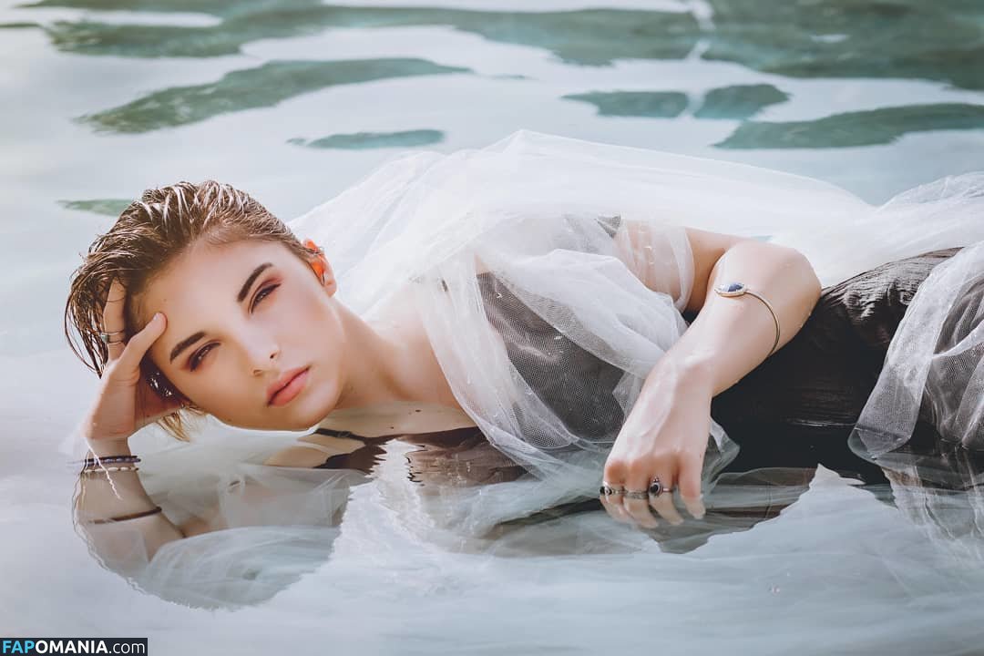 Chelsie Deville / Itschelsiedeville / d3ville Meztelen OnlyFans  Kikerült fotó #5