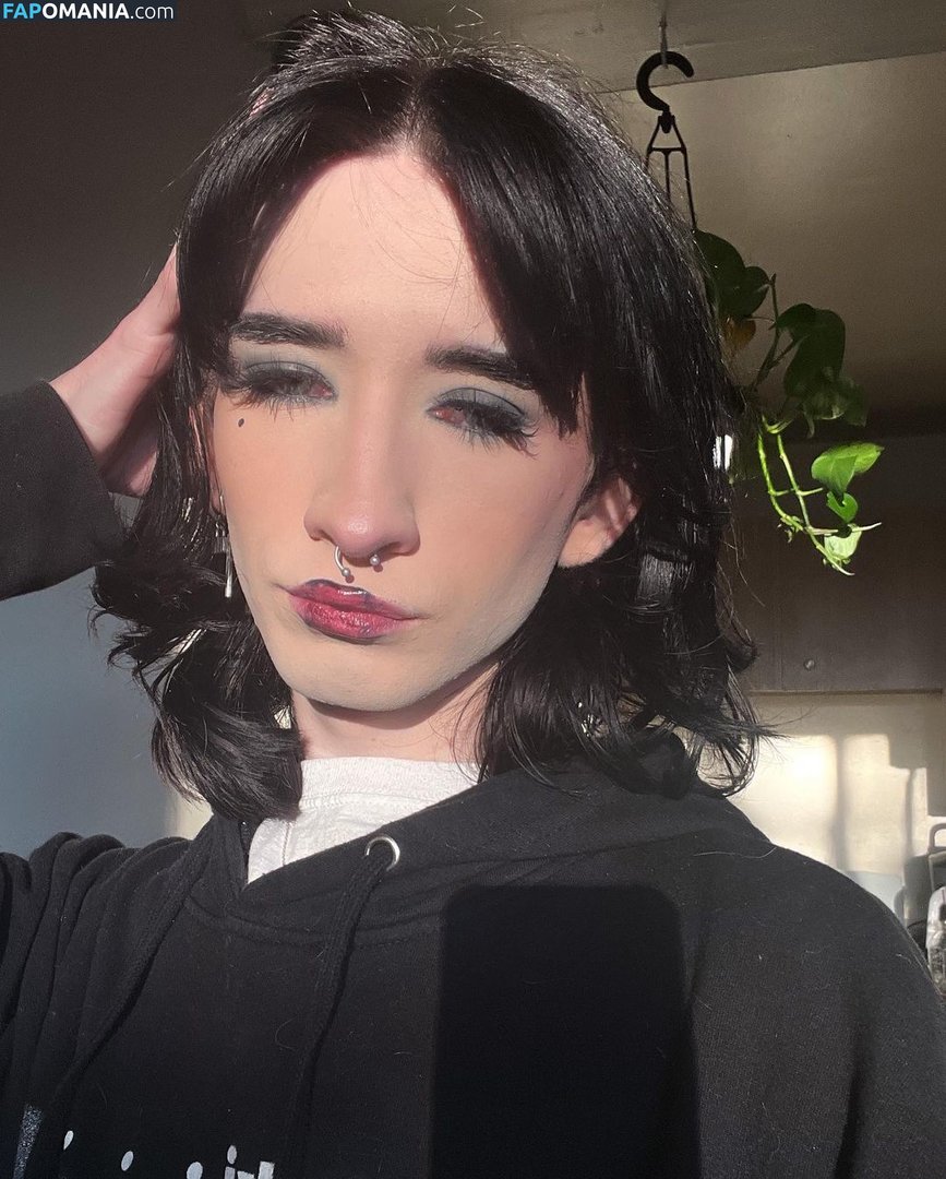 Cherry Darling / _cherrydarlin_ / ch3rrydarl1nn Meztelen OnlyFans  Kikerült fotó #3