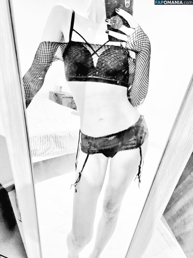 Chio Uyuni / ChioUyuni Meztelen OnlyFans  Kikerült fotó #1