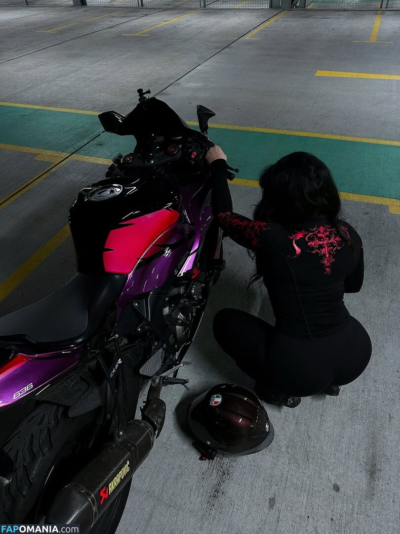 chivalrymar Meztelen OnlyFans  Kikerült fotó #11