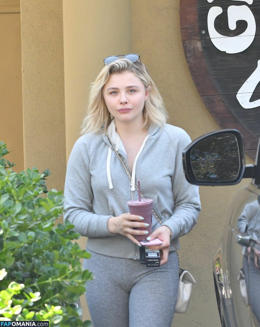 Chloë Grace Moretz / chloegmoretz / https: Meztelen OnlyFans  Kikerült fotó #526