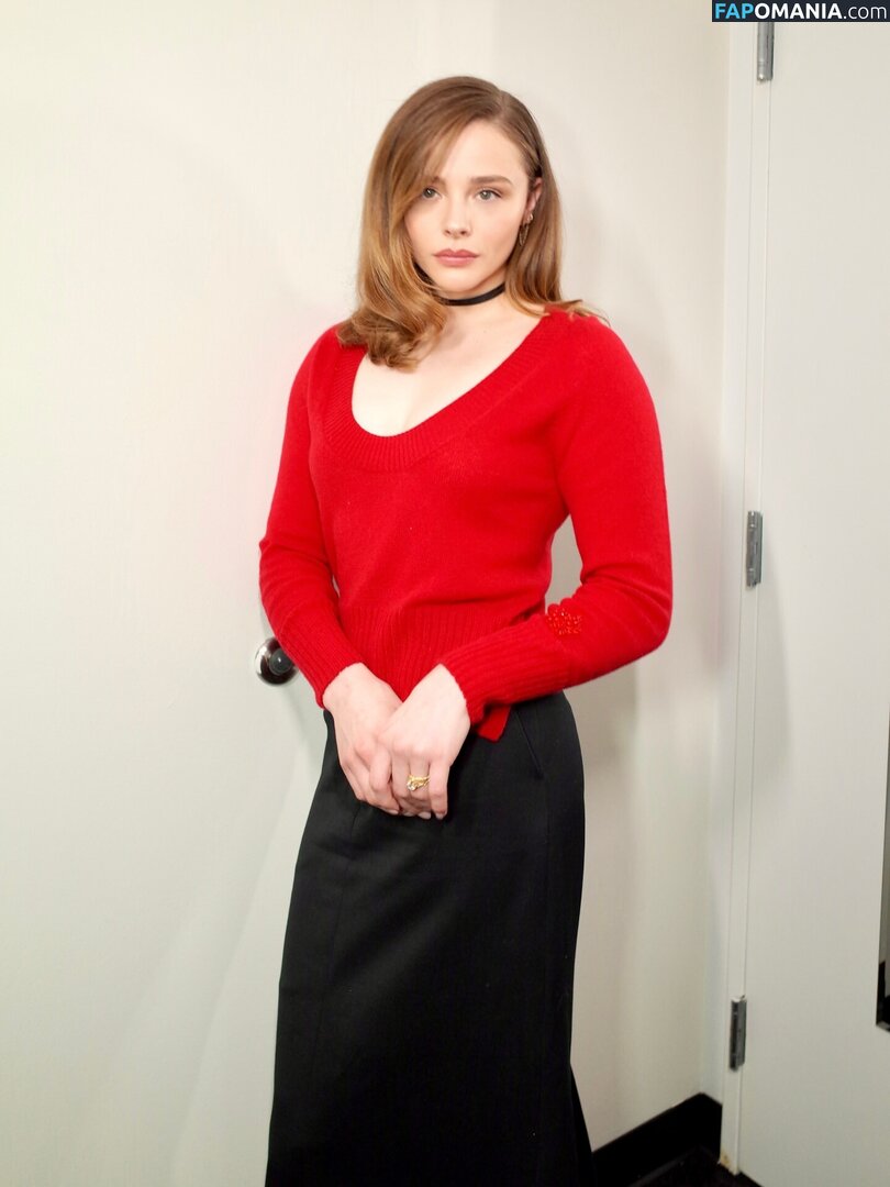 Chloë Grace Moretz / chloegmoretz / https: Meztelen OnlyFans  Kikerült fotó #937