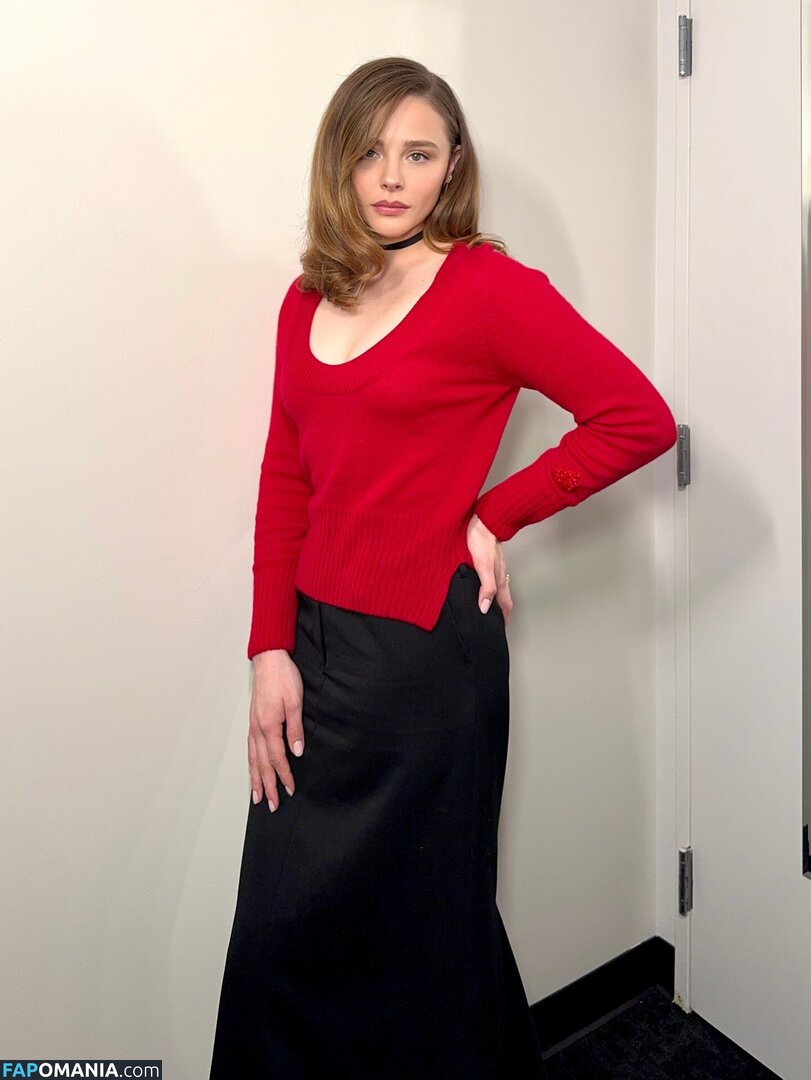 Chloë Grace Moretz / chloegmoretz / https: Meztelen OnlyFans  Kikerült fotó #946