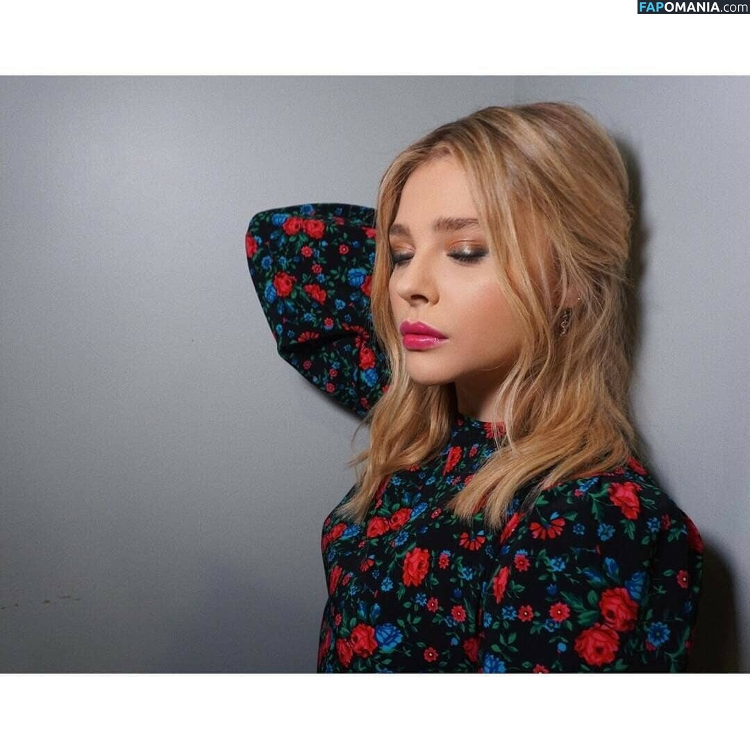Chloe Grace Moretz / ChloeGMoretz Meztelen OnlyFans  Kikerült fotó #53