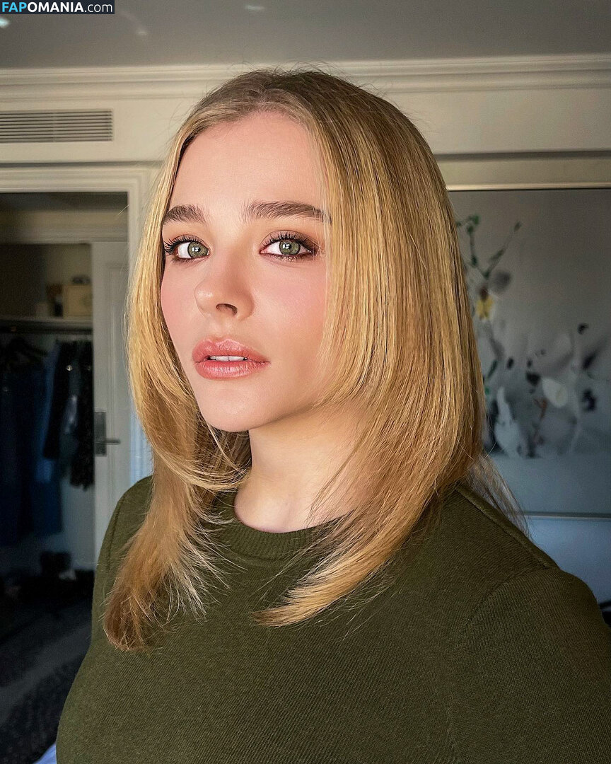 Chloe Grace Moretz / ChloeGMoretz Meztelen OnlyFans  Kikerült fotó #488