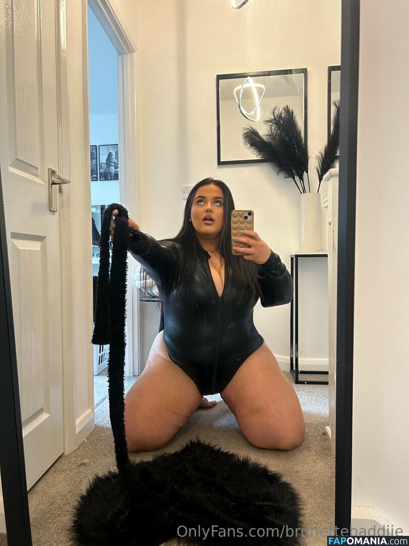 Chloe Jade / Chloe Pauley / brunettebaddiie / chloepauleyx Meztelen OnlyFans  Kikerült fotó #73