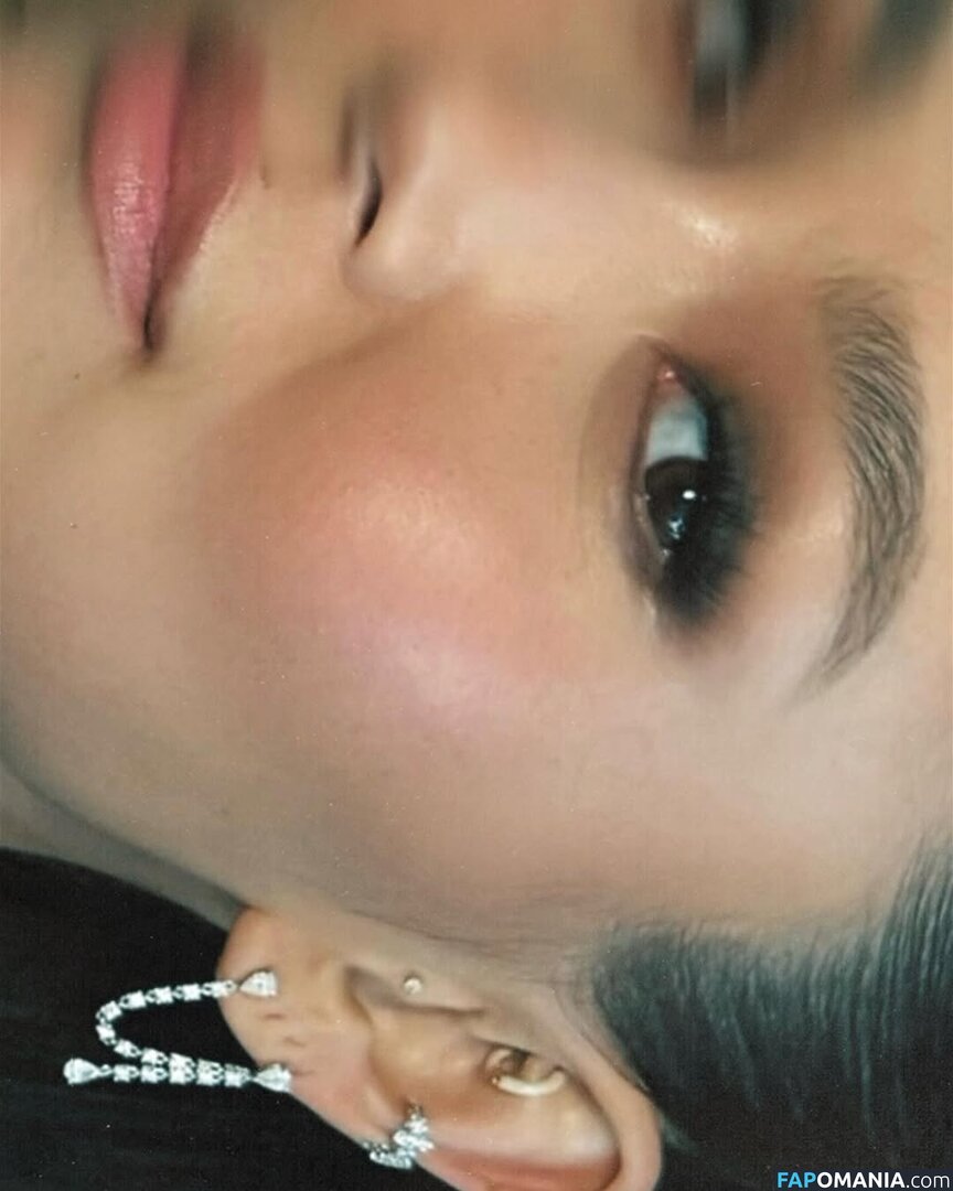 Chloe Kim / chloekim / thechloekim Meztelen OnlyFans  Kikerült fotó #9