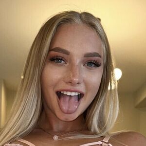 chloebenett