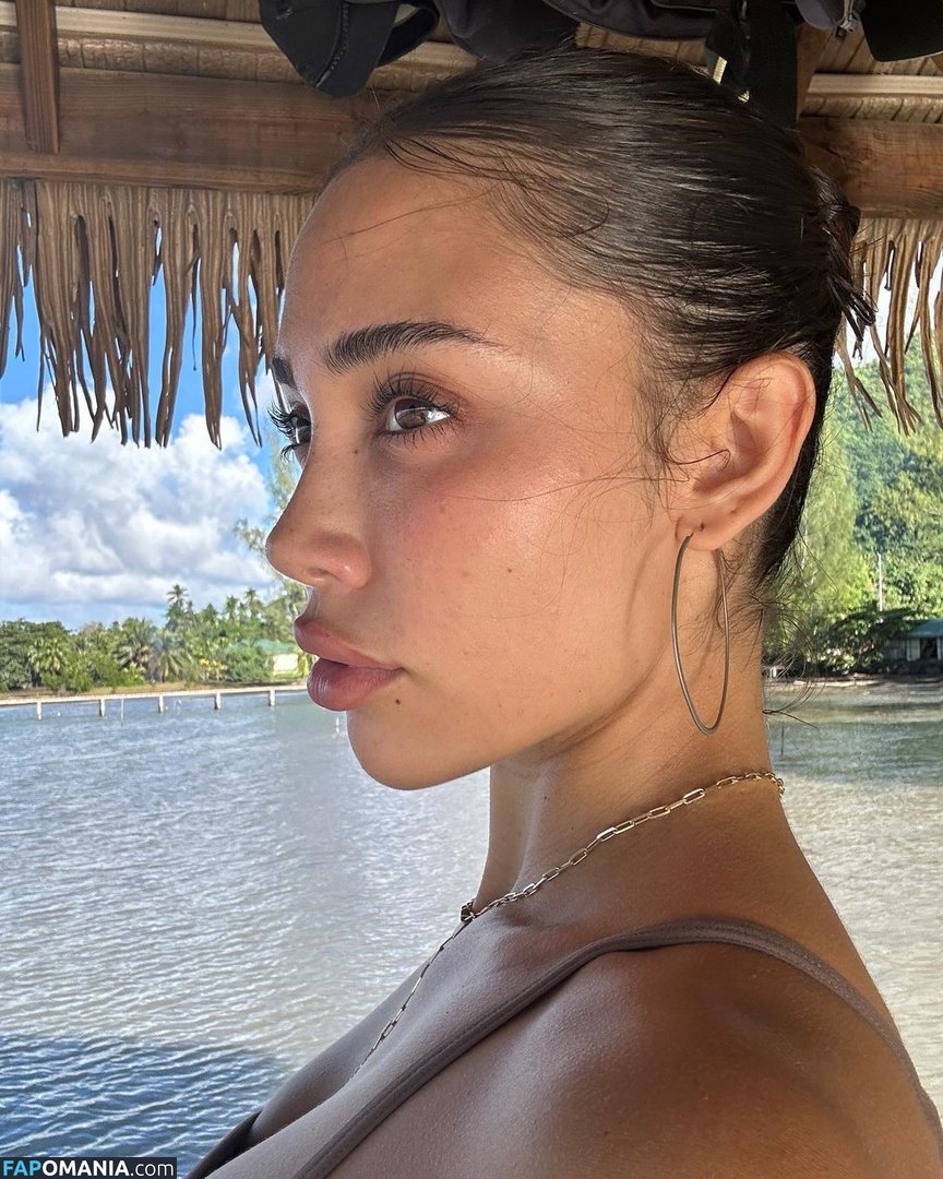 Chloefanzi / Chloepriv / _.chloepriv Meztelen OnlyFans  Kikerült fotó #21