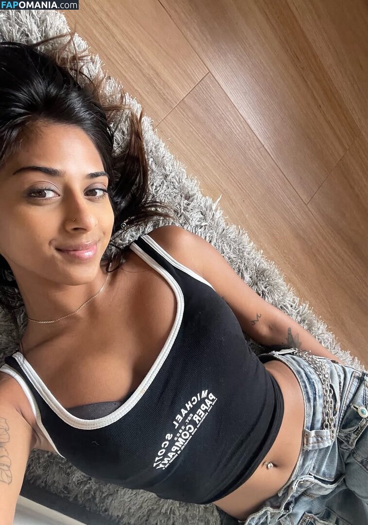 Chrissymenzies / chrissymenzies__ Meztelen OnlyFans  Kikerült fotó #10