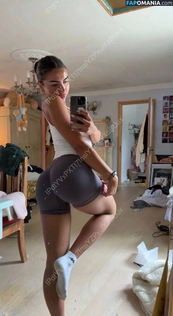 Christabellaeee / itsjadeeeee Meztelen OnlyFans  Kikerült fotó #2