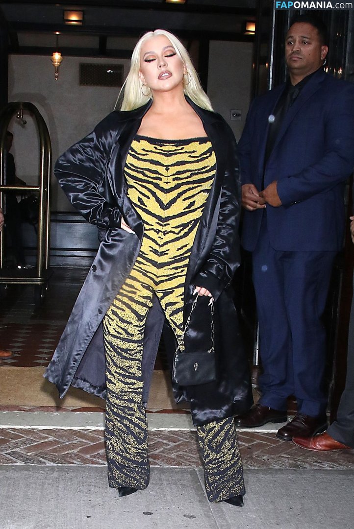 Christina Aguilera Meztelen Kikerült fotó #38