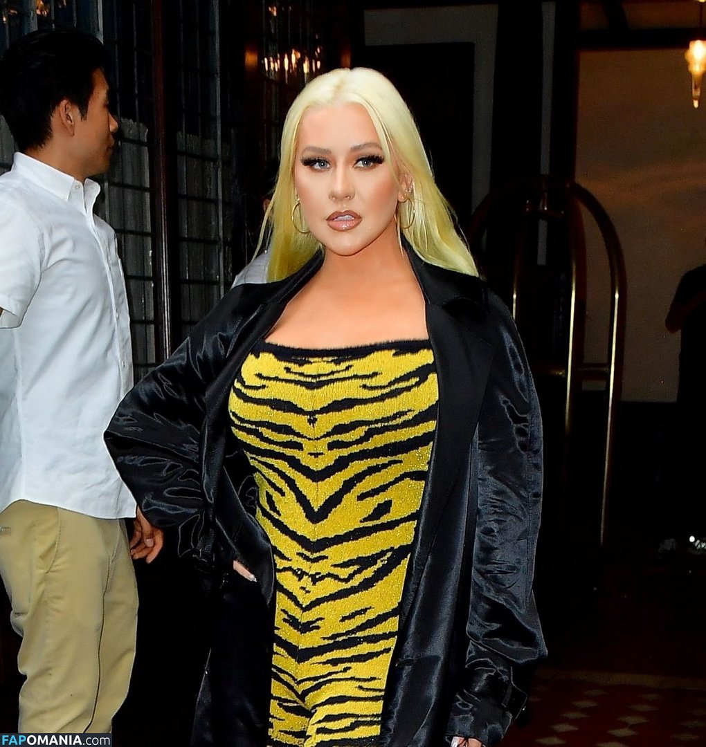 Christina Aguilera Meztelen Kikerült fotó #39