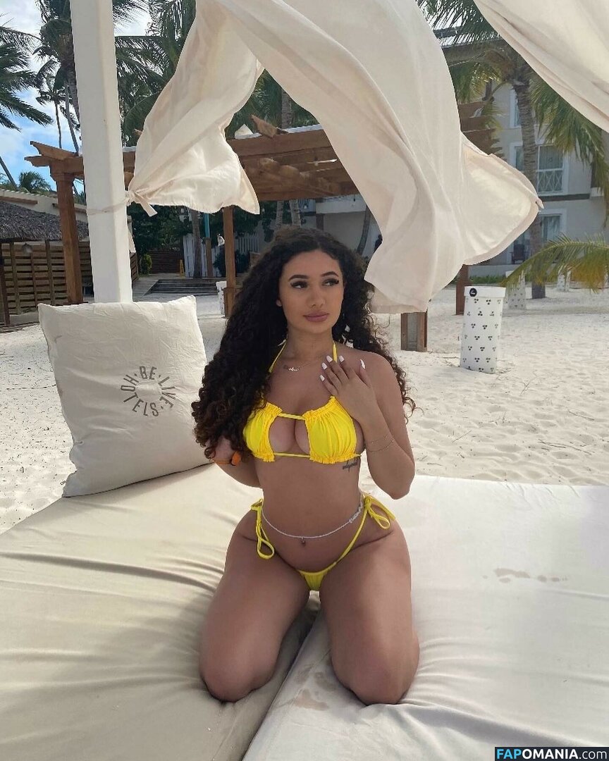 Christina April Amaral / aprilafterdarkk / christinaaamaral Meztelen OnlyFans  Kikerült fotó #10