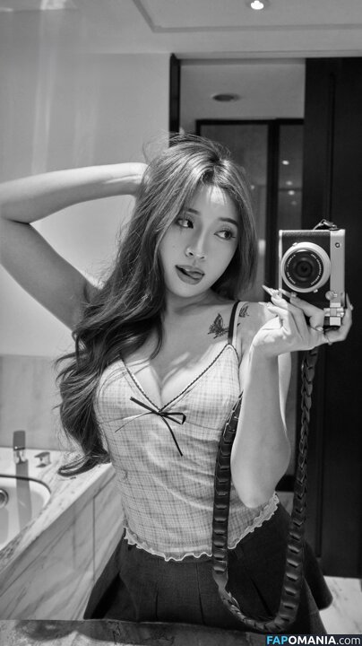 Cindythiaap / linglingfineting Meztelen OnlyFans  Kikerült fotó #39