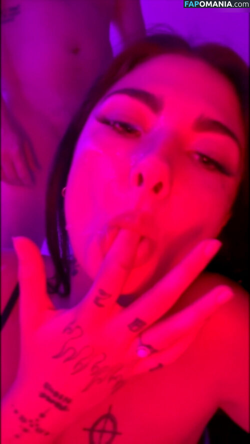 Coco Allen / Suki Sinn / cocoallenxx / sukisinnxxx Meztelen OnlyFans  Kikerült fotó #1