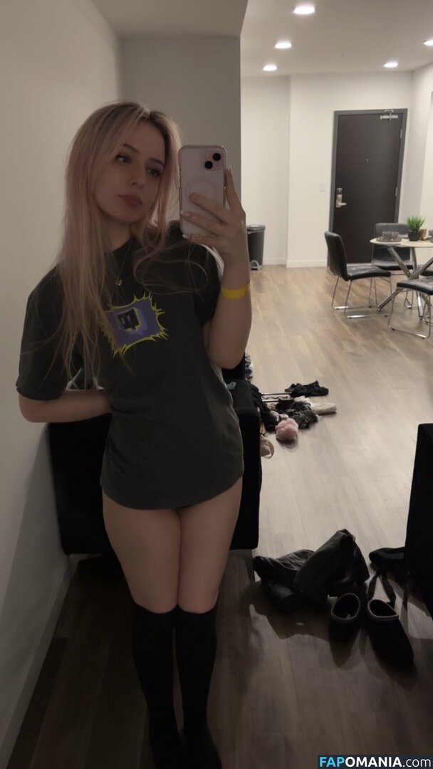 Cosplaysis / sismellow Meztelen OnlyFans  Kikerült fotó #9