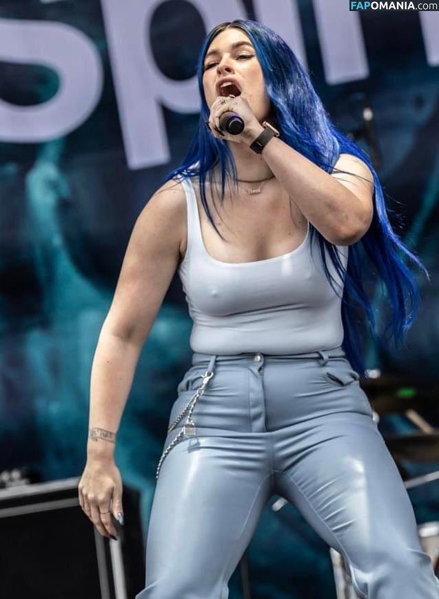 Courtney Laplante / Spiritbox Singer / courtneylaplante Meztelen OnlyFans  Kikerült fotó #25