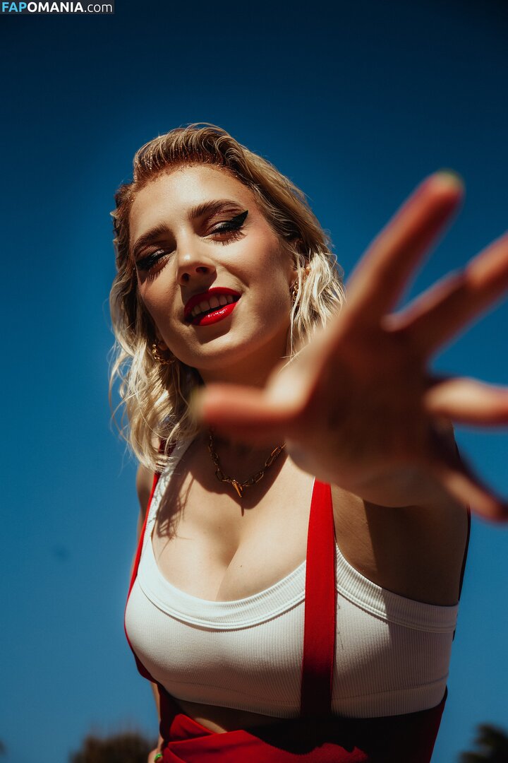 Courtney Miller / co_mill / typicalvlogs Meztelen OnlyFans  Kikerült fotó #626